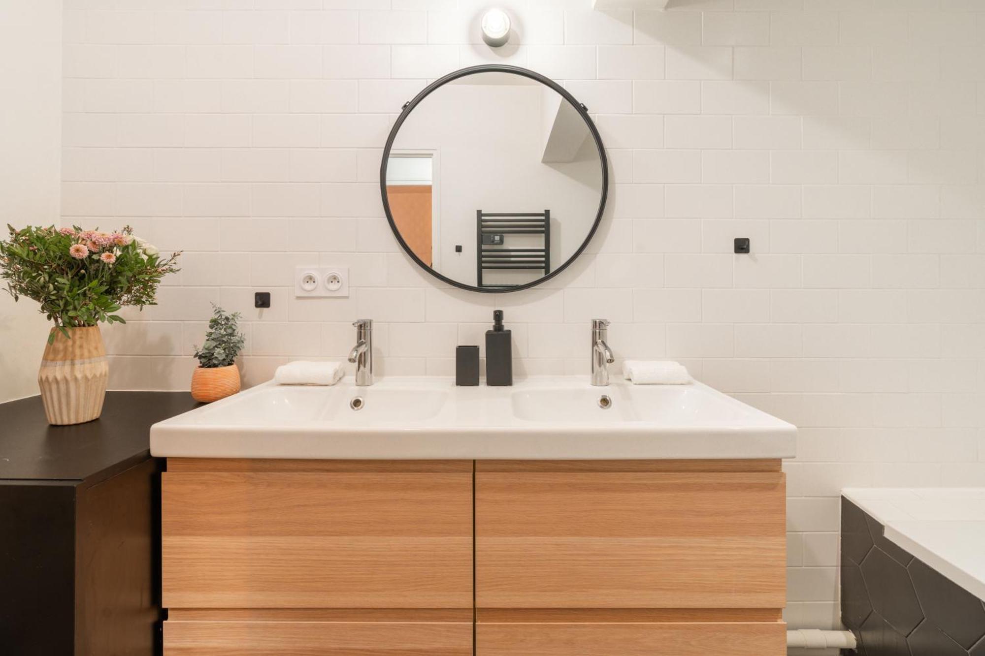 Sereners - Charming Serviced Apartments - Beaugrenelle Parigi Esterno foto